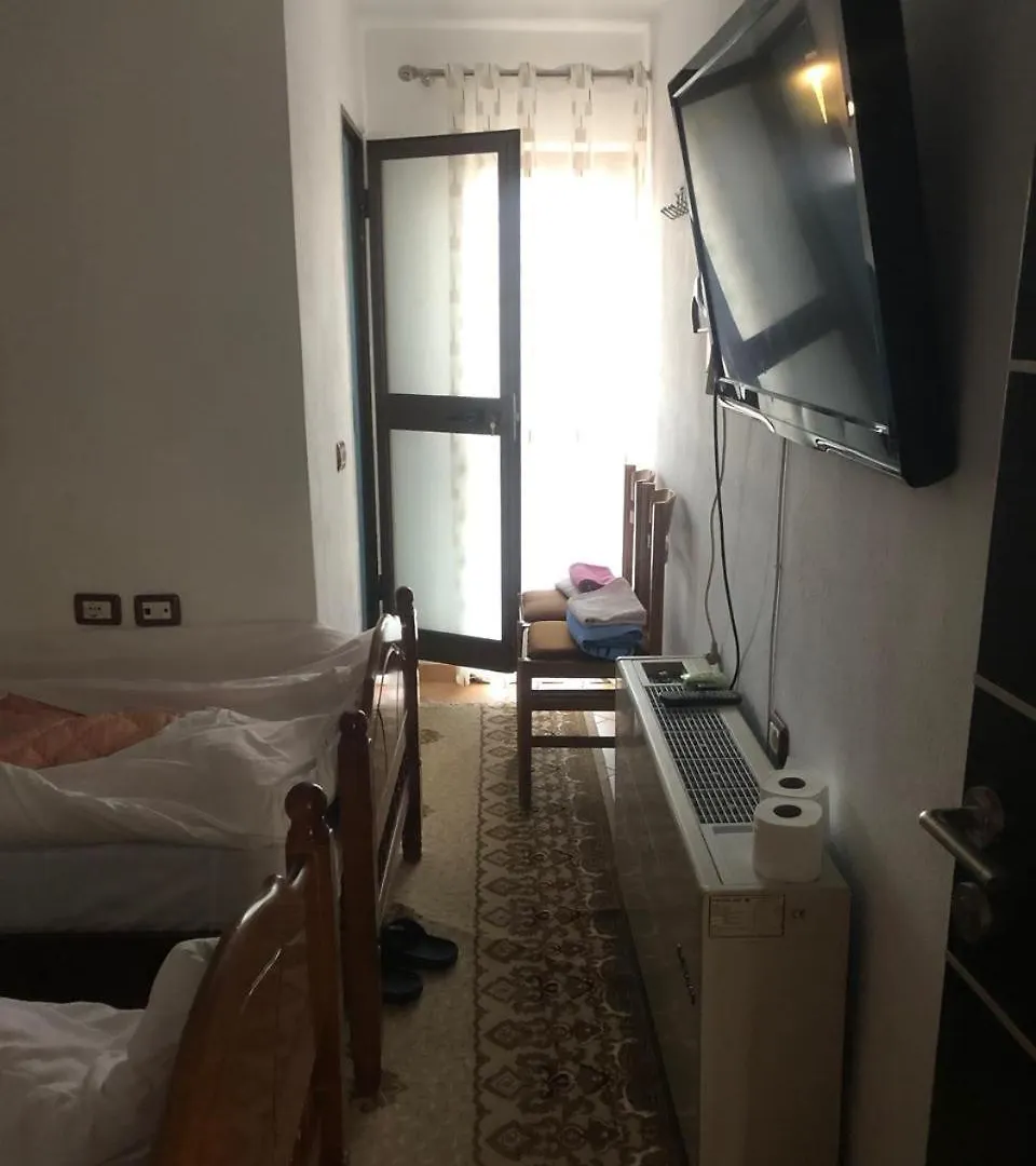 Bar Restaurant Hotel Drraska Maliq Albania